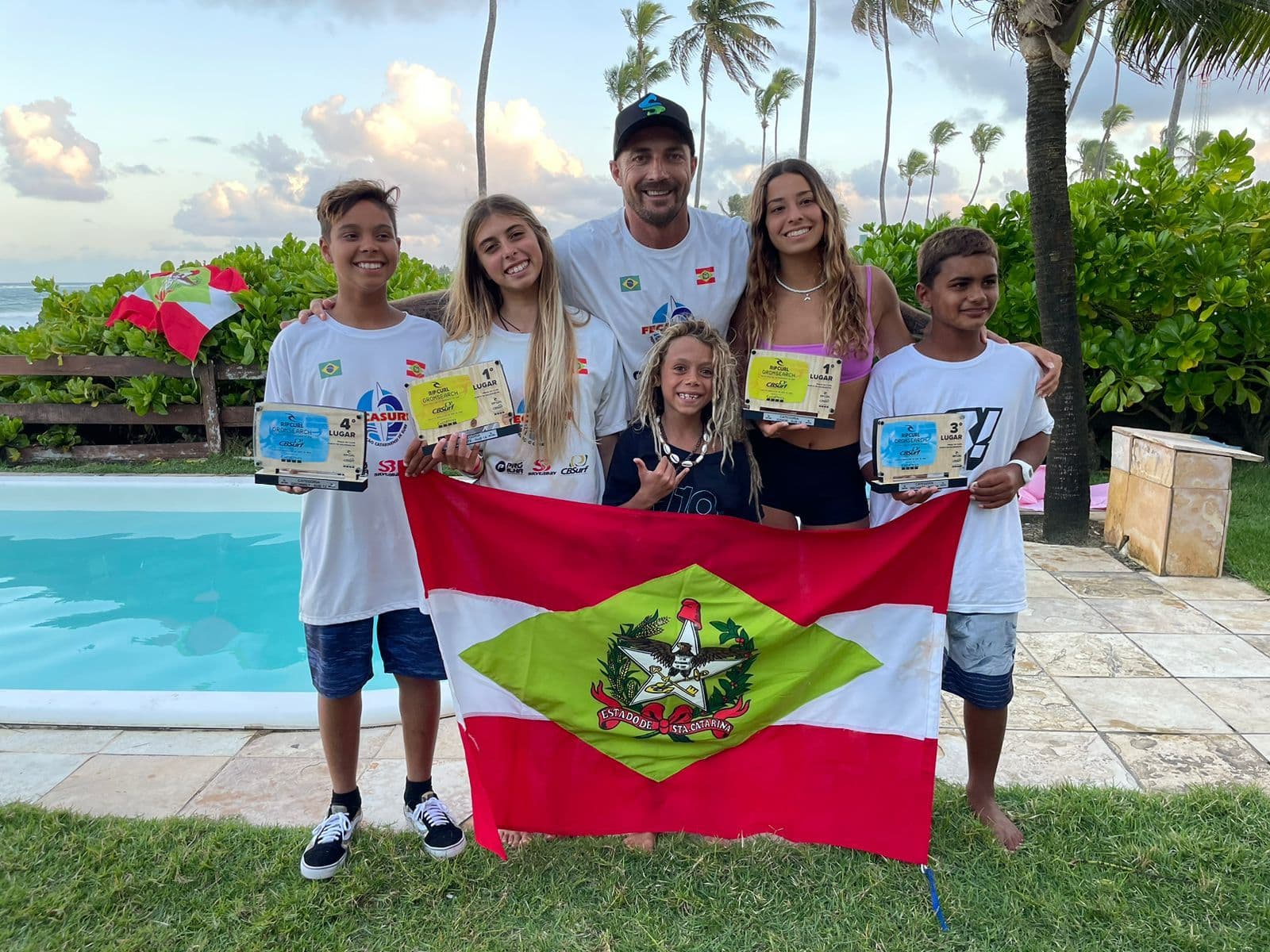 Equipe catarinense com a bandeira de Santa Catarina